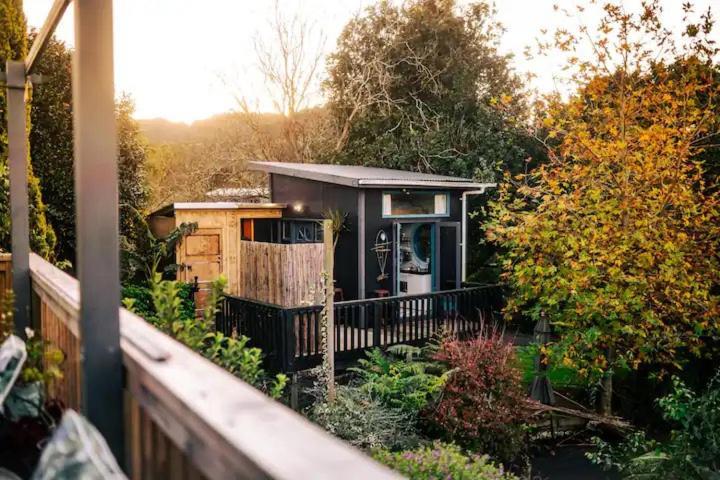 Starry Nights Cabin Fever Waikino Buitenkant foto